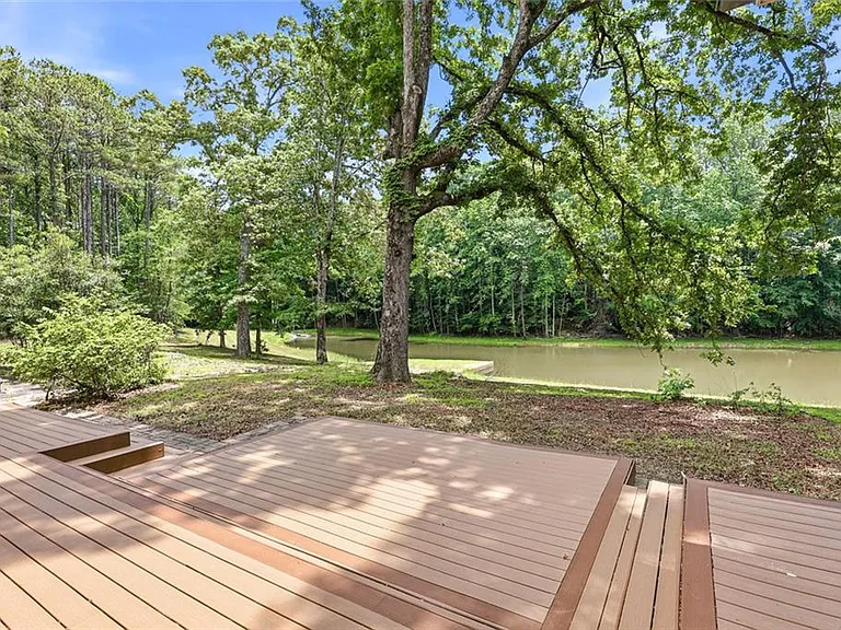 3735 Smithtown Rd — Photo 27