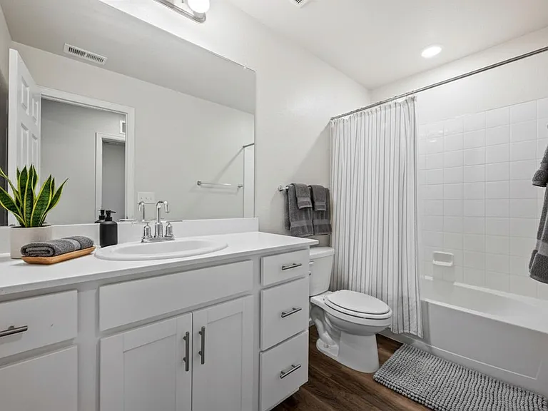 9173 Richfield St — Photo 15