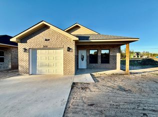 308 SW 14th St, Mineral Wells, TX 76067