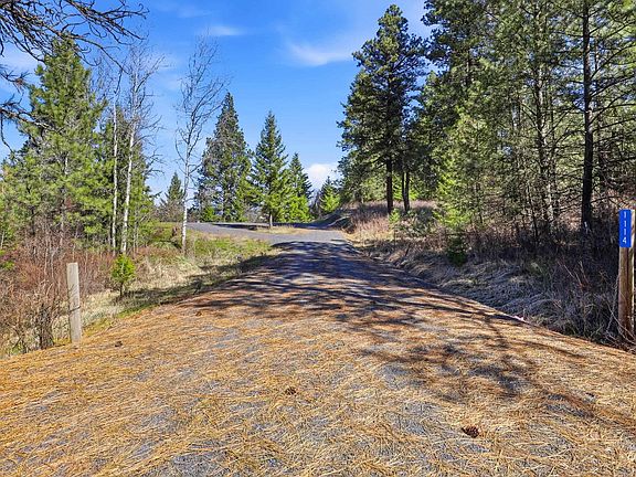 3rd image of 1114 Paradise Ridge Rd