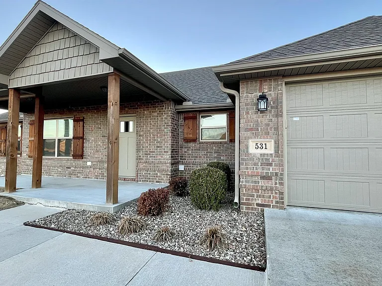 531 Captain Reid Ln — Photo 4