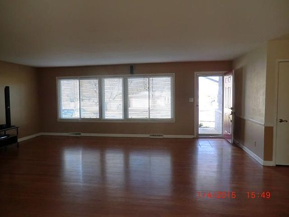 3rd image of 2717 S Crutcher Ave