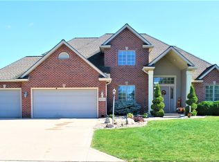 14205 Soaring Hawk Trl, Hoagland, IN 46745