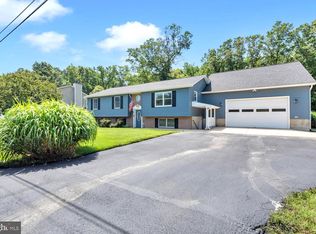 1521 Warfield Rd, Edgewater, MD 21037