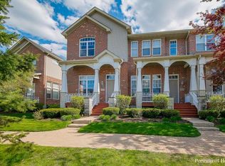 6039 River Bend Dr, Lisle, IL 60532