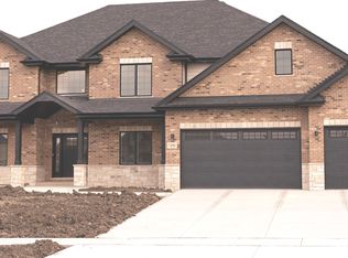 7499 Mayfield Dr, Frankfort, IL 60423