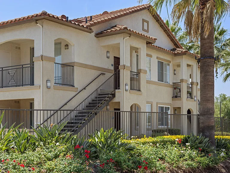 Mission Grove Park apartments community photo