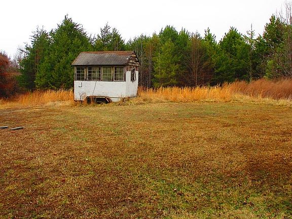 3rd image of 1809 Alamance Church Rd