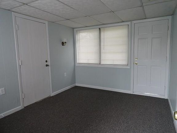 3rd image of 58 Maribeth Dr
