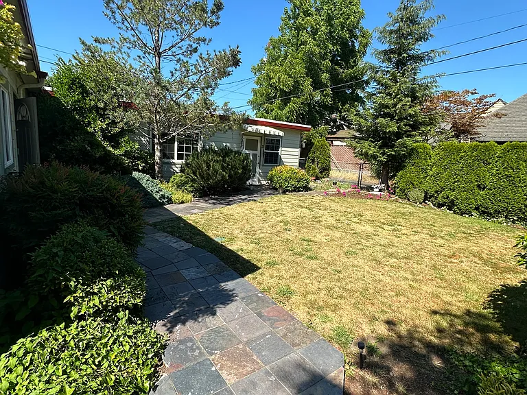 708 G St #2A — Photo 3