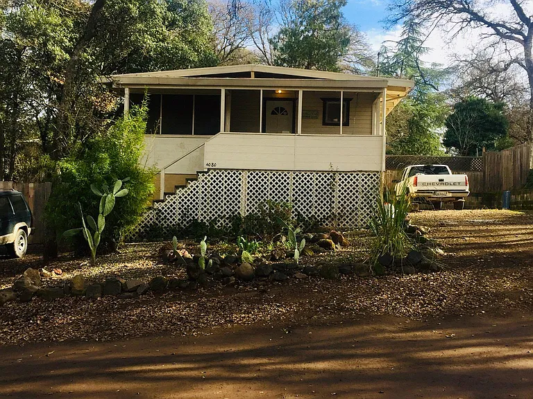 4080 Arnold Ave — Photo 1