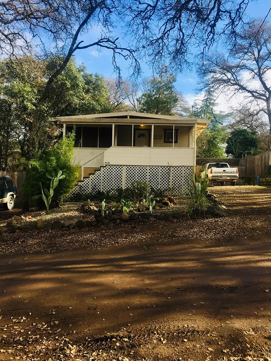 4080 Arnold Ave photo 1