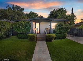 220 W Kendall St, Corona, CA 92882
