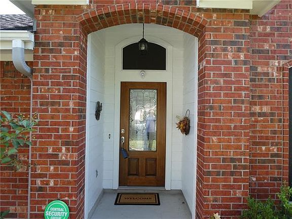 4th image of 103 Pelican Ct