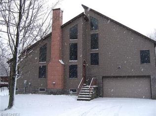 4498 Bates Rd, Madison, OH 44057