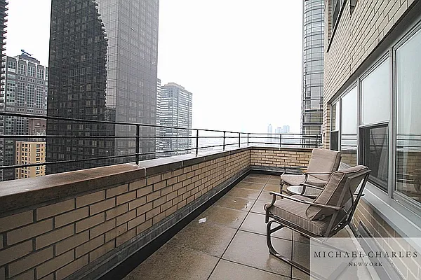 Rented by Michael Charles New York | media 36