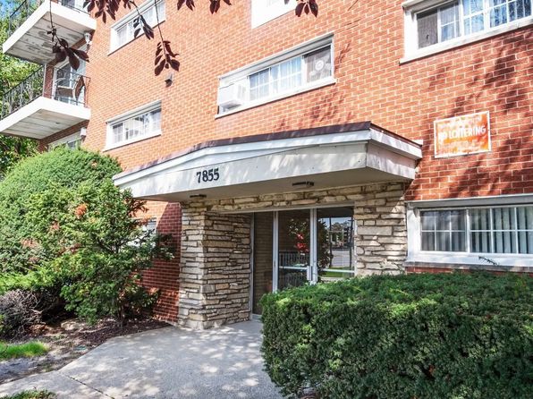 7855 S Kedzie Ave APT 2D