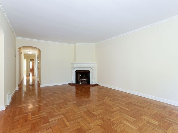 4th image of 9 14th Ave