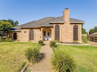 5604 Paddockview Dr, Arlington, TX 76017