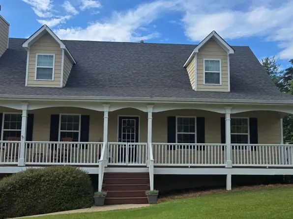 348 S Woods Ct, Jasper, GA 30143