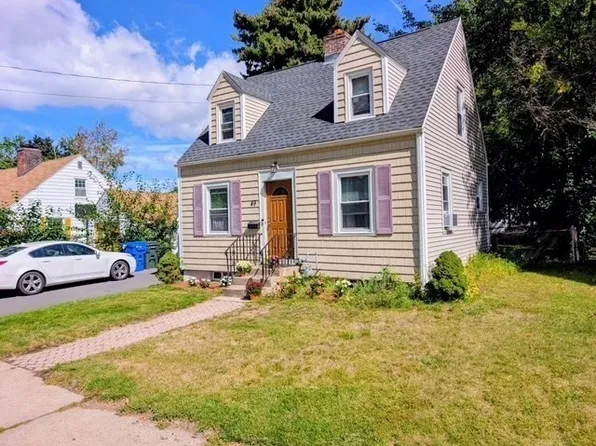 49 Carew Ter, Springfield, MA 01104
