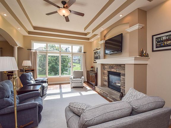 2nd image of 6104 S Venita Cir