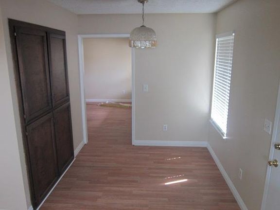 3rd image of 1259 Northgate Dr