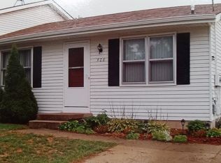 408 60th St SE, Grand Rapids, MI 49548