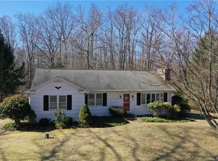 16 Sunset Hill Rd, Bethel, CT 06801