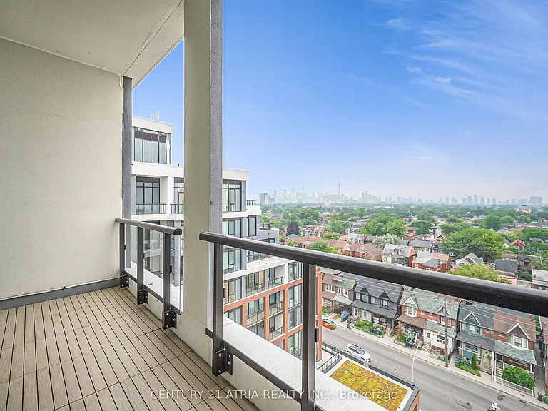 858 Dupont St #Penthouse 03 — Photo 29