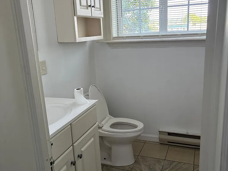719 E Orange St #1 — Photo 12