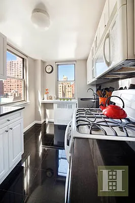 Sold by Halstead Real Estate | media 4