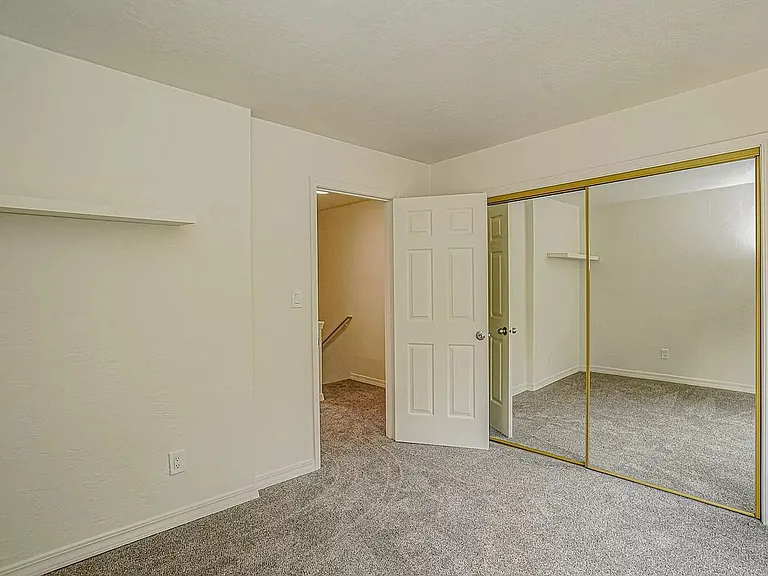495 Chestnut St #20 — Photo 11