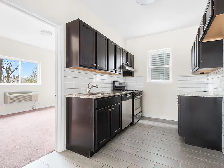 815 Kennedy Blvd #1 — Photo 6