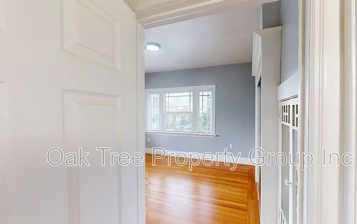 624 31st St #628 — Photo 13