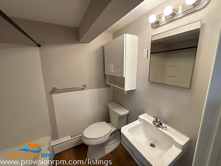 1000 Linda Lee Dr #1000B — Photo 8