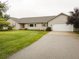 6801 N 32nd St, Richland, MI 49083