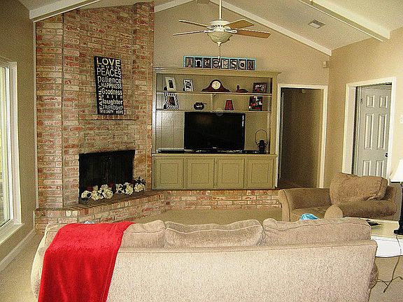 3rd image of 15419 Seahorse Dr