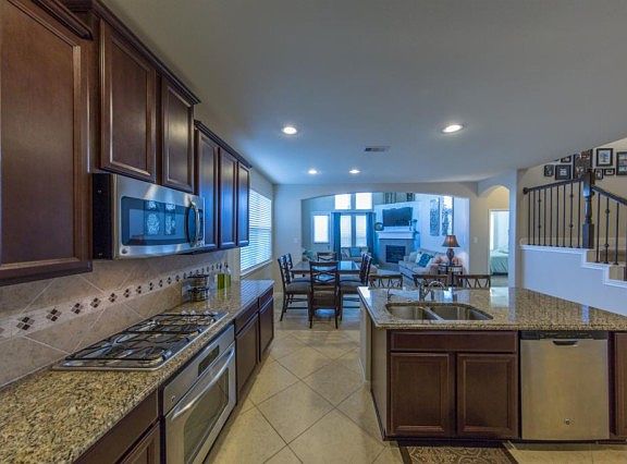 4th image of 6170 Bridgewater Ln