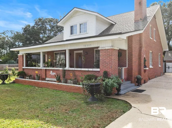 18882 Georgia St, Robertsdale, AL 36567