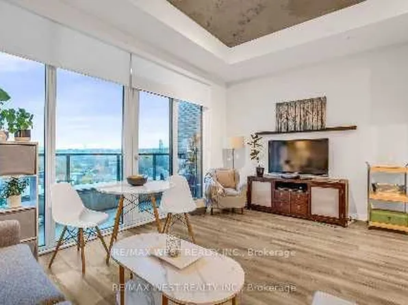 1808 Saint Clair Ave W #617, Toronto, ON M6N 0C1