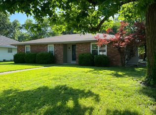 2546 S McCann Ave, Springfield, MO 65804