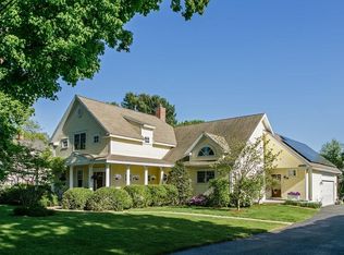 163 Belknap St, Concord, MA 01742