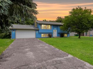 743 95th Ln NE, Blaine, MN 55434