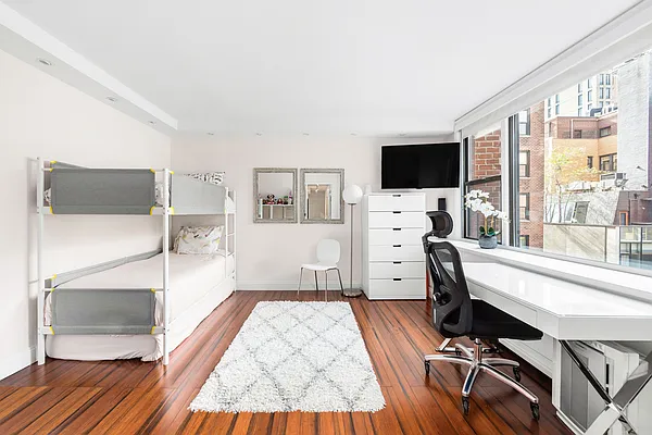 Sold by Douglas Elliman | media 17