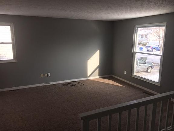 2nd image of 3065 Deepwood Dr