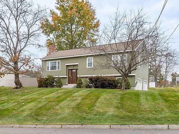 2nd image of 4 Kirkwood Dr