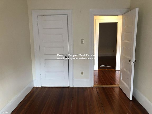 386 Commonwealth #33 Boston - Back Bay Unit Photo 7