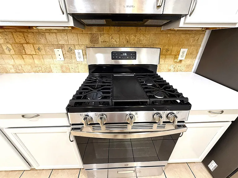 4719 Cypress Dawn Ln — Photo 5