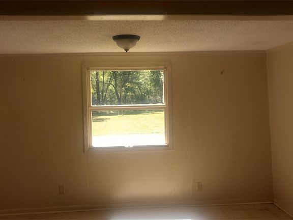 5th image of 211 Heard St #A